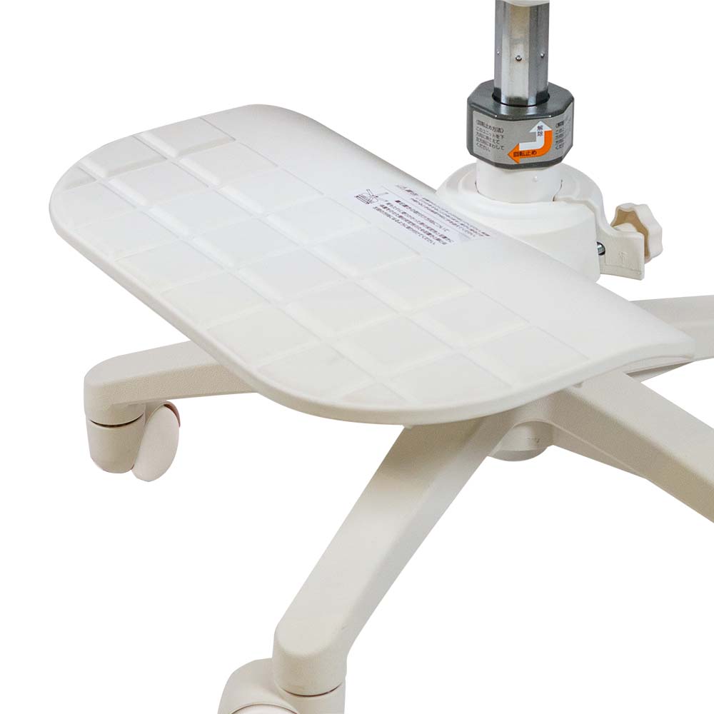 ハート型チェア KS3:ゆったりフットステップ