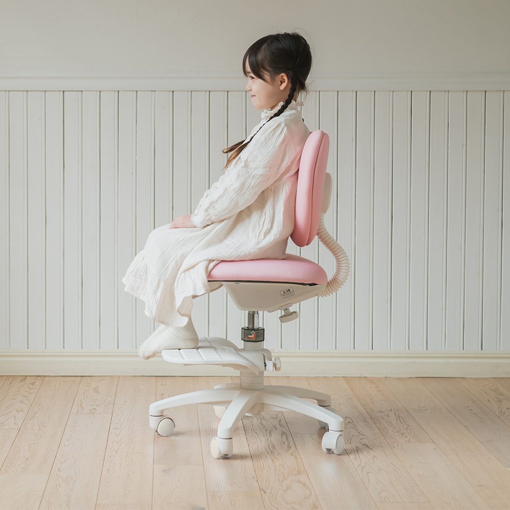 ハート型チェア KS3:フットステップがある場合