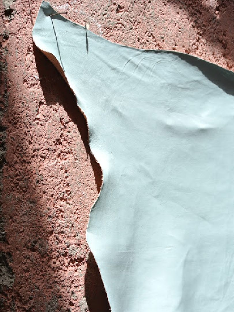 バブーシュに使用する革