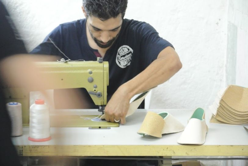 職人がひとつひとつ手作りで作っています