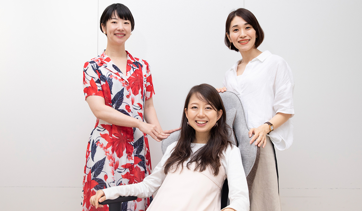 リモートワーク女子のみなさん