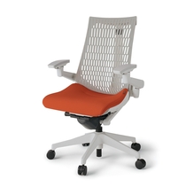 アクトチェア エラストマーバック 可動肘 ベースカラー：GN 樹脂脚 抵抗付ウレタン双輪キャスター ［座：D3/アンバーオレンジ×背：T6/ライトグレーT］ KG447PS-MGND3T6