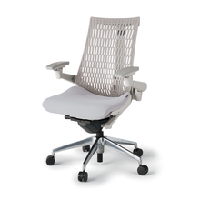 アクトチェア エラストマーバック 可動肘 ベースカラー：ZN アルミミラー脚 抵抗付ウレタン双輪キャスター ［座：T7/ホワイトグレーT×背：T6/ライトグレーT］ KG447SC-MZNT7T6