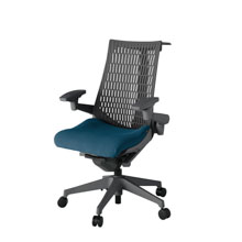 アクト2 KJ447PSHW2N3W2 エラストマバック プレーン 可動肘 ハンガーナイロンキャスター[ ベースカラー: W2 張地カラー: N3 / ライトインディゴ  ]