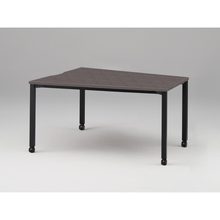 アクトリンク ミーティングテーブル 台形型 配線キャップなし キャスター脚 W1800×D1200/800×H720　JPM-1812TNC-TR　［TR：天板 81/アッシュドオークD×脚 T1/サテンブラックT］