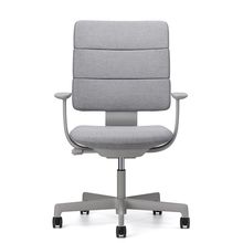 SHIGA シガ  背トリプル 固定肘 昇降脚 布地張り 抵抗付ウレタン双輪キャスター  [座背：グレーC / フレームカラー：ペールオリーブ]