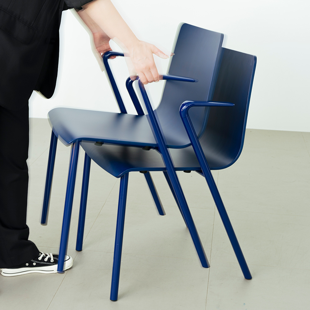 HAKUSAN NHS-105-M301 アームチェア [ Frame: M3 / Satin Bordeaux Seat: 01 / Clear ]